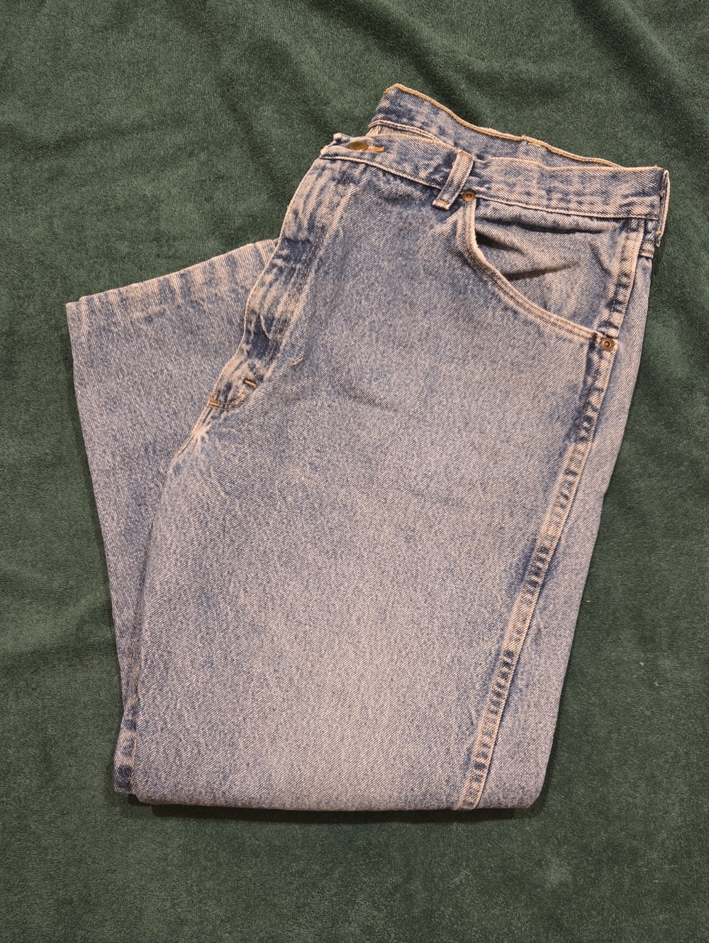 Wrangler Light Blue Relaxed Fit Men’s Jeans